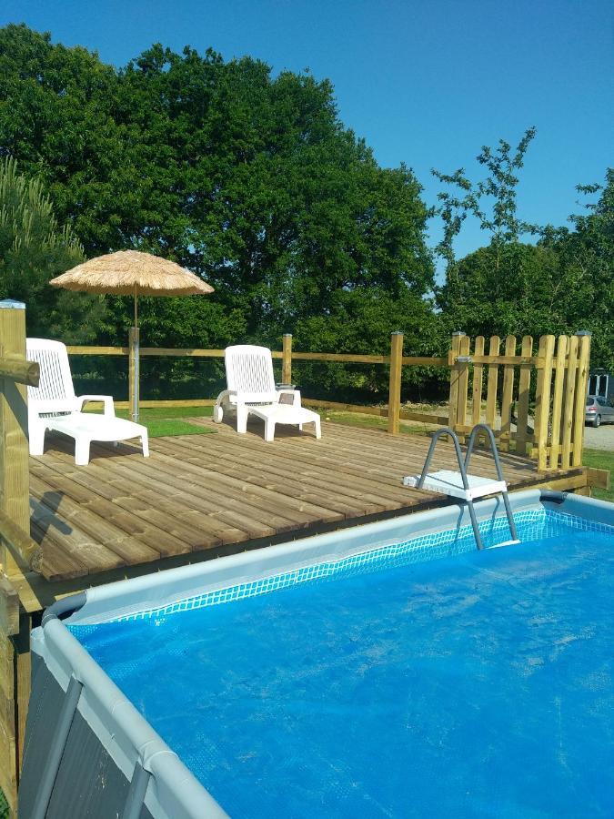 Gite "La Renaudaie" - Piscine Juvigny Les Vallees Zewnętrze zdjęcie